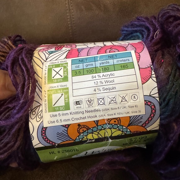 Yarn Bundle - Picture 13 of 15